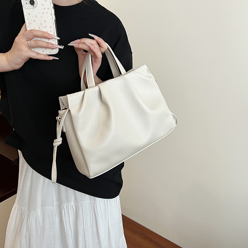 PU Leather Trendy Crossbody Ba - огляд і ціна Leather Workshop